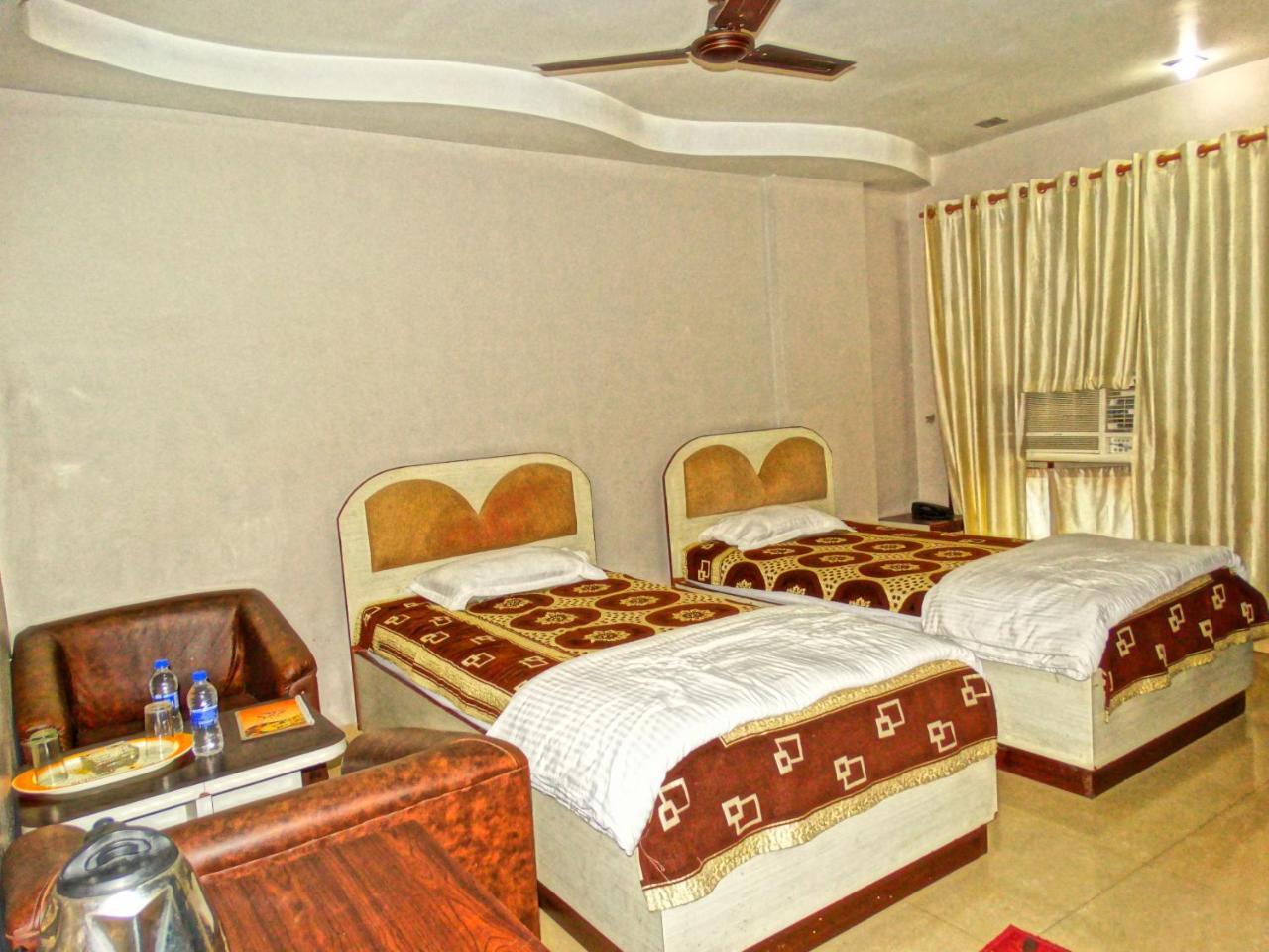 Hotel Garv Residencia ガヤー エクステリア 写真